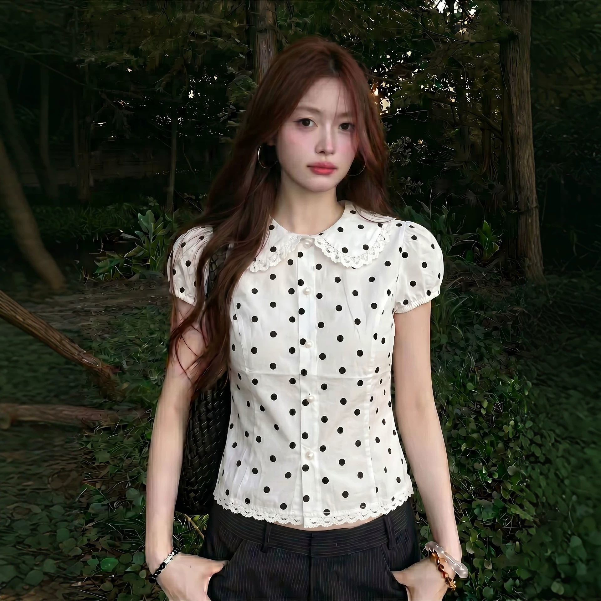 Peter Pan collar short-sleeved polka dot shirt, women's spring collection, 2026 new style, light luxury, high-end French chic top.