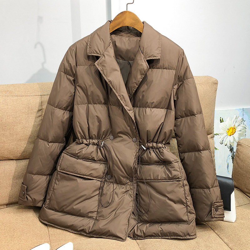 羽绒服西装翻领2023冬季新款小个子抽绳收腰白鸭绒加厚外套女