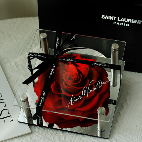 Heart-shaped acrylic everlasting rose finished product Valentine's Day wholesale dried flowers gift for girlfriend high-end