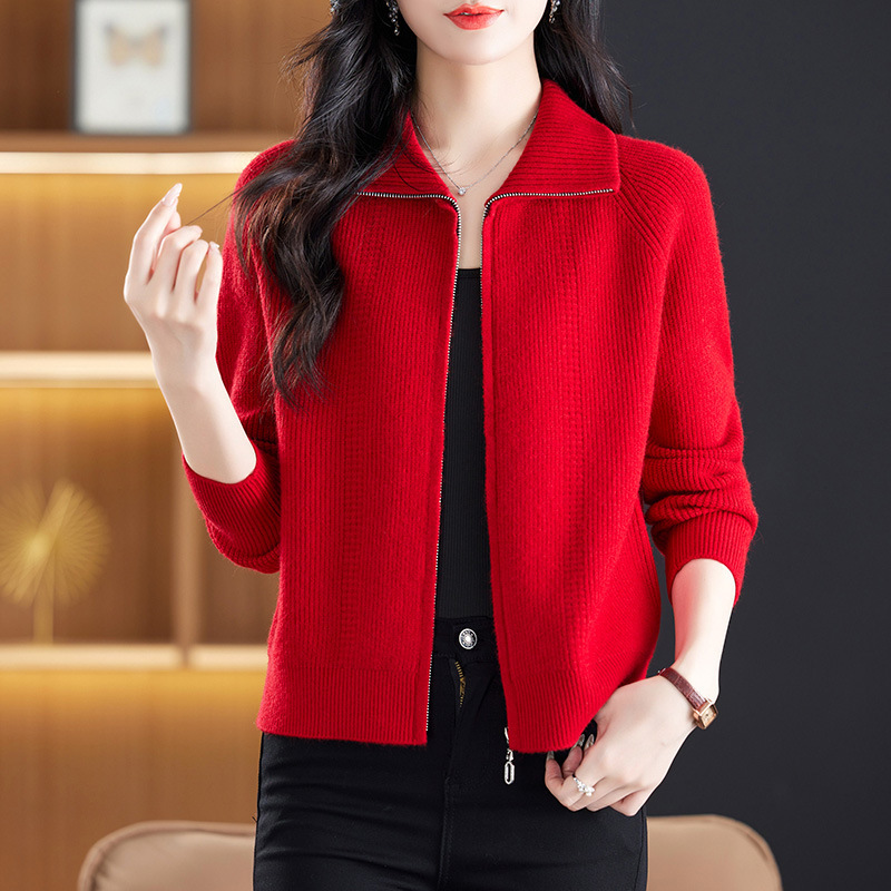 品牌秋冬新款时尚外搭毛衣女高端简约百搭奢华羊毛针织妈妈装外套