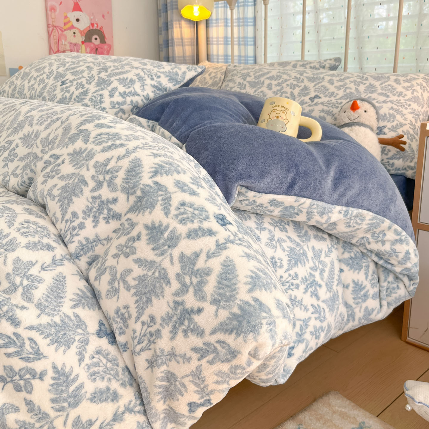 Añadir una pequeña cama de lana de leche fresca de cuatro piezas de lana de coral de brida de invierno para aumentar la sopa de cama cálida cubierta de cama