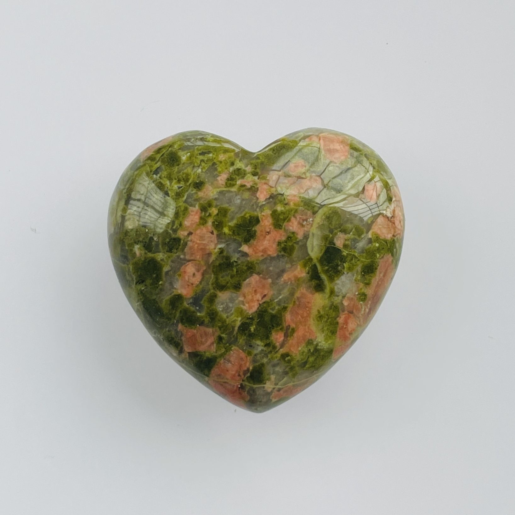 꽃과 녹색 돌 사랑