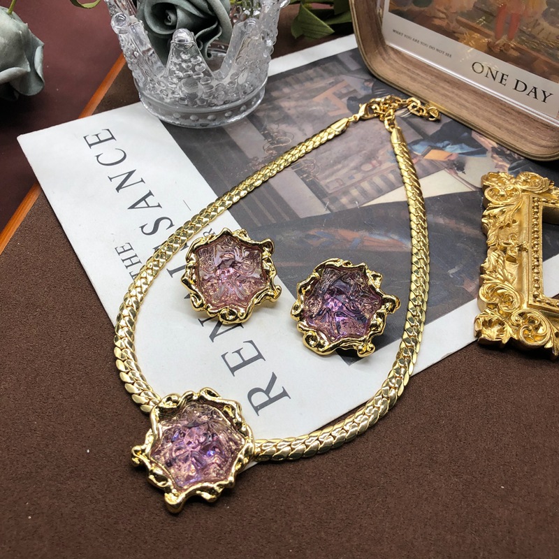 Cross-border vintage necklace and earring set, high-end and exquisite accessories, purple lava jelly copper chain sweater chain