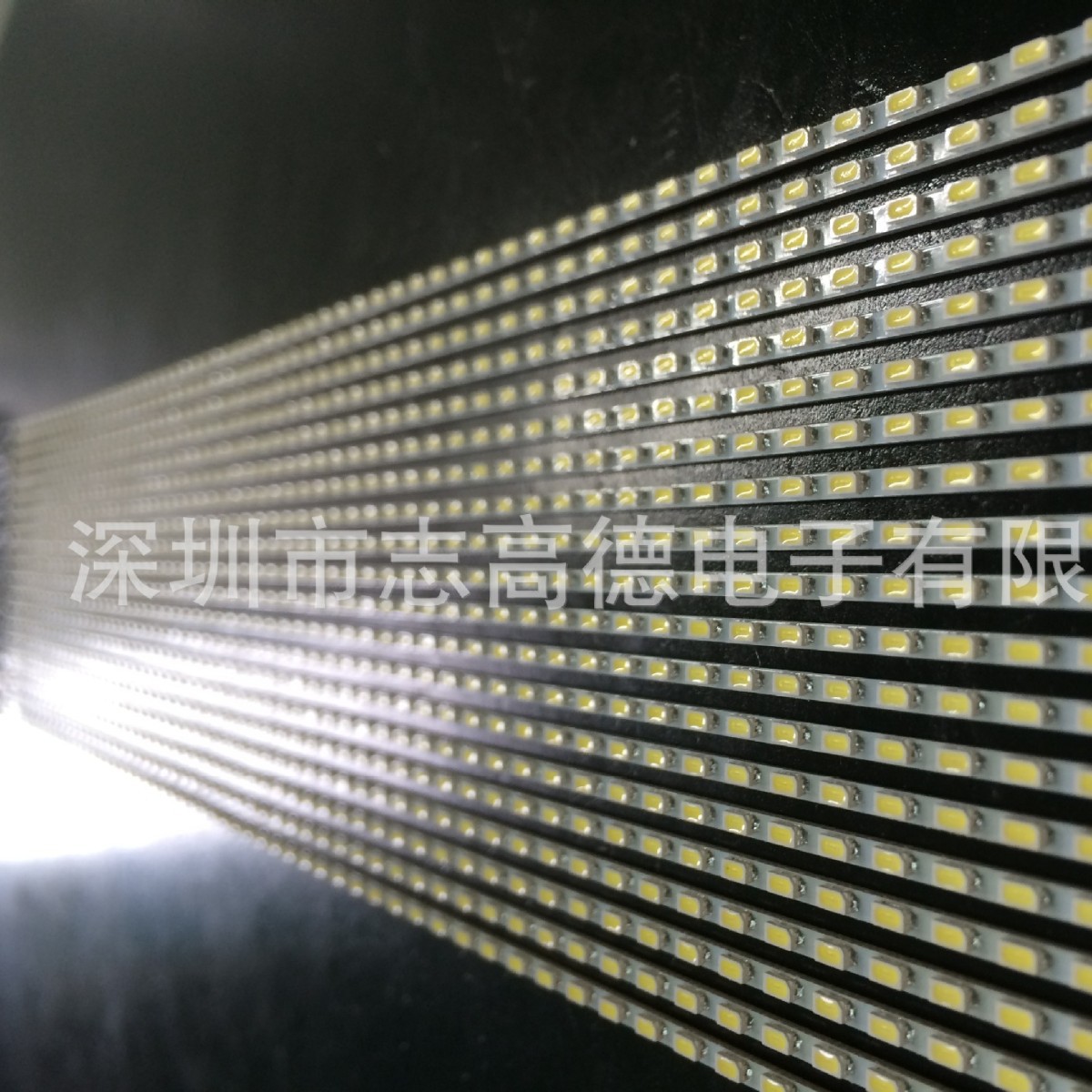 长期承接灯珠贴片加工，LED贴片加工