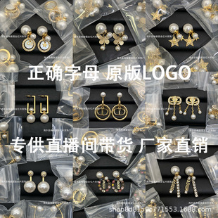 D�ұ����������Ƕ��ŮCD��ĸ���ˎ���i���Ӷ��h�͹����K���