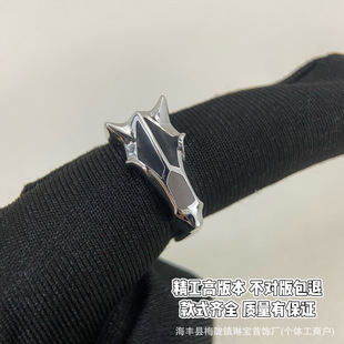 �й��H��vintageƤ����â�_�ڽ�ָ�r�к��s�ٴ�ʳָ���OӋ��С��