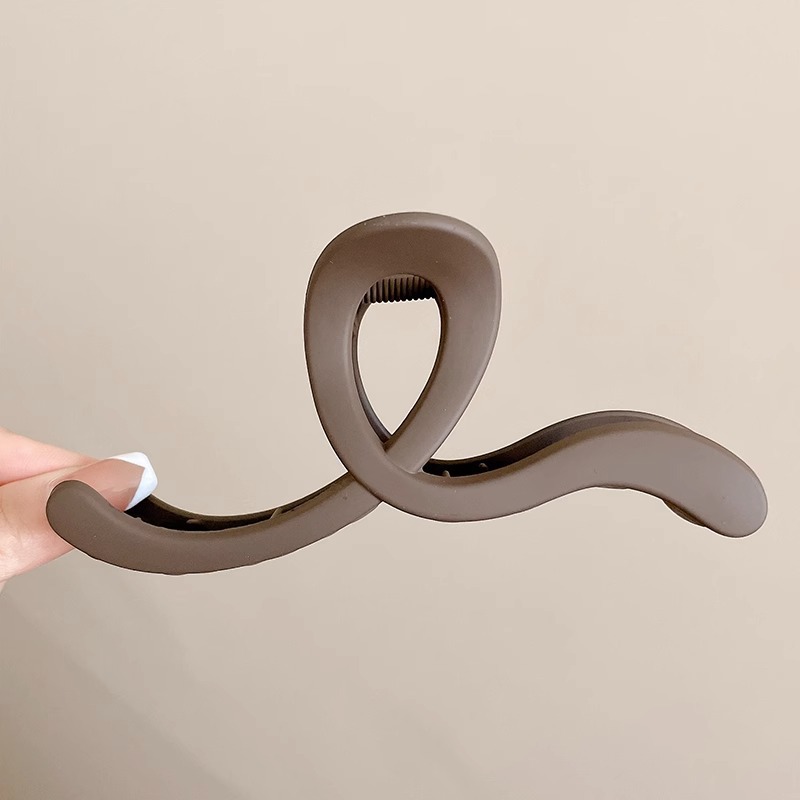 Otoño y invierno clip para el cabello de la cabeza de las mujeres más agarrar clip2025 nuevo estilo de alto nivel de gran tamaño clip de tiburón clip para el cabello