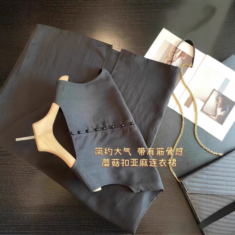 Old Money Style Mid-Length Black Sleeveless Vest Dress with Mushroom Buttons, Linen Dress for Women, Elegant, Loose-Fitting, Slimming Little Black Dress