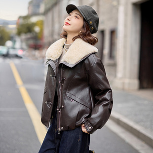 �r��ë�q���I��qƤ�¶̿�������еĕr�ְ����q�d��Ƥ�A��Ů����