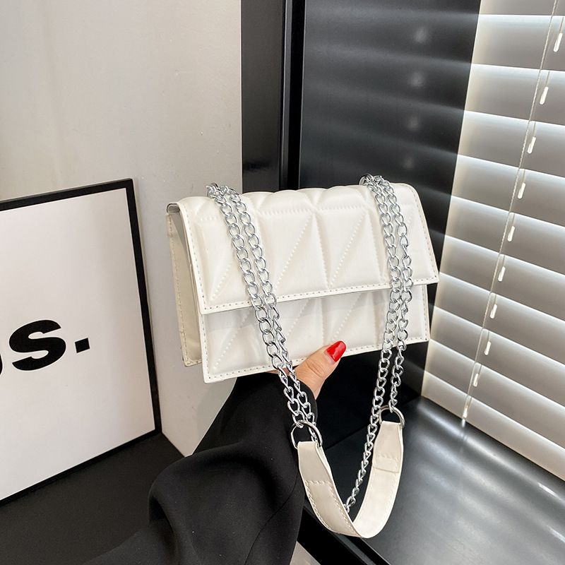 Nuevo Bolso pequeño 2023 nuevo estilo coreano de moda Cadena de diamantes bordado hilo pequeño bolso cuadrado mini bolso bandolera