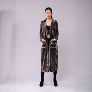 �羳�W��Ů�b2025�¿�䷭�I���½�z�q���L���L������Ů�ɾӼ�