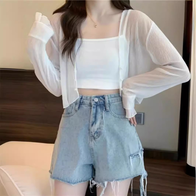 Pearl Button Sun Protection Shirt, Chiffon Blouse, Women's Shawl, Dress with Straps, Cardigan, Short Jacket, Niche Outerwear, New Clearance Pearl Button Sun Protection Shirt, Chiffon Blouse, Women's Shawl, Dress with Straps, Cardigan, Short Jacket, Niche Outerwear, New Clearance
