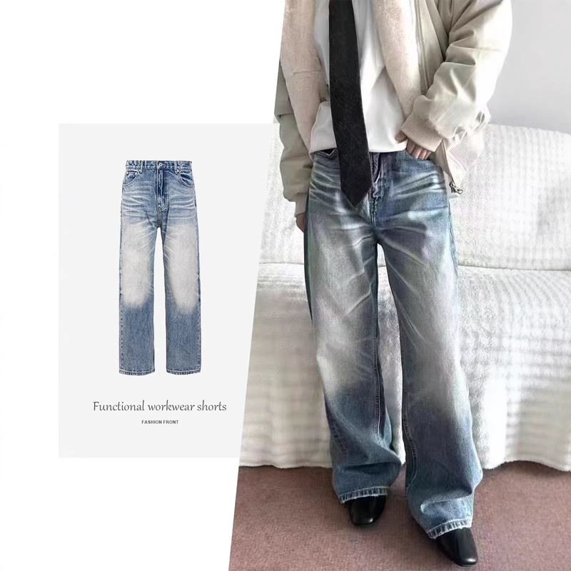 Battle Bull King Snowflake Pattern Light Blue Washed Distressed Straight-Leg Jeans Battle Bull King Snowflake Pattern Light Blue Washed Distressed Straight-Leg Jeans