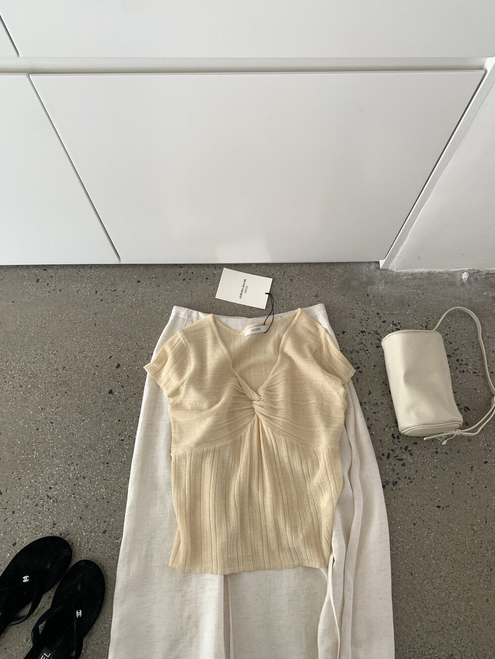 Áo thun nữ tay ngắn cổ V xoắn nút phong cách Pháp, chất liệu linen mềm mại — xanh đậm, Xanh nước biển, hồng nhạt, bạc hà xanh chi tiết 18