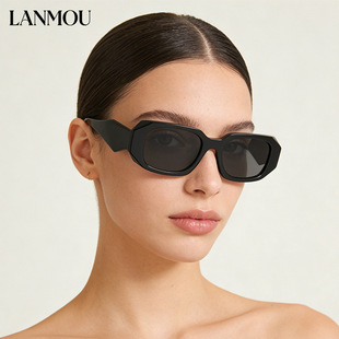 �W�����̫��RŮ��߅��խ��ӌ������R�ȴ���r����ƫ��ī�R���l