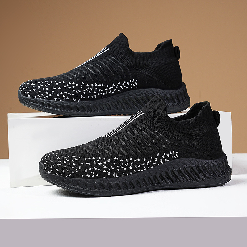 2024 Spring and Summer New Foreign Trade Men's Shoes Low-top Foot Light Hosiery Shoes Ultra-light Sports Running Cross-border Men's Wholesale