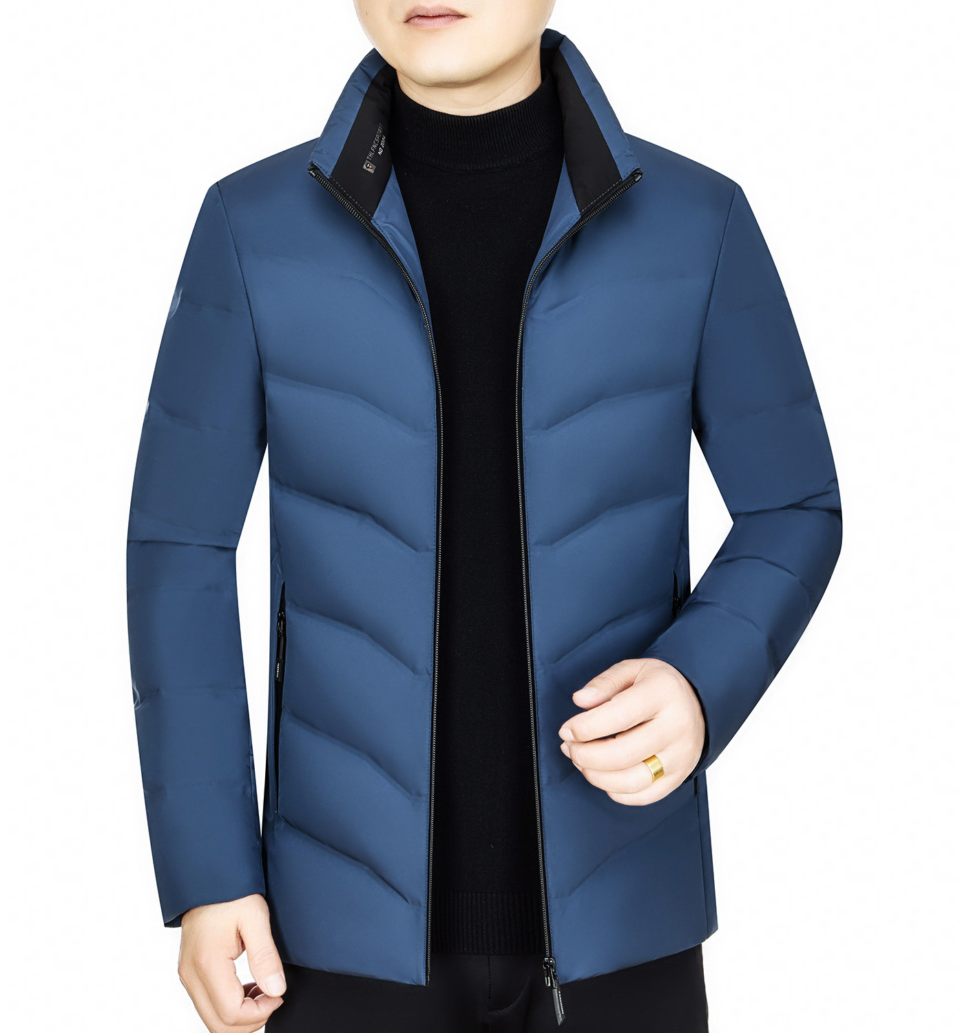 冬の新型ダウンジャケット男性のショートタイプの軽薄で厚手の防寒コートの中で青年男性のカジュアルなアヒルの綿毛の服は代行します。