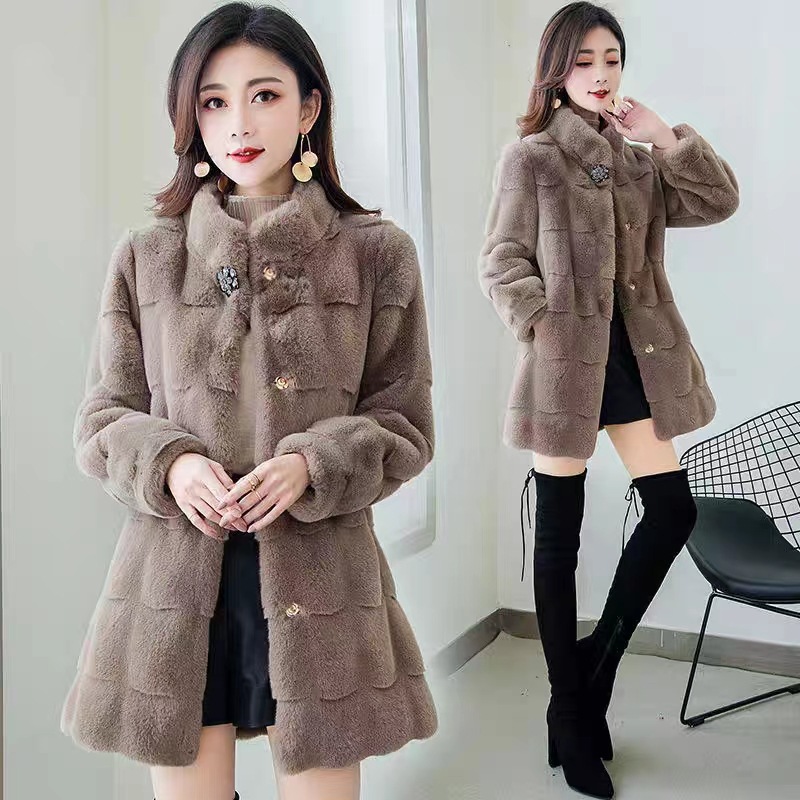 Damenbekleidung Angebot an dänischem Nerz Herbst und Winter neuer Pelzmantel für Damen mittlere Länge schlankmachender schlanker Nerzsamt Damenbekleidung_voghion.com