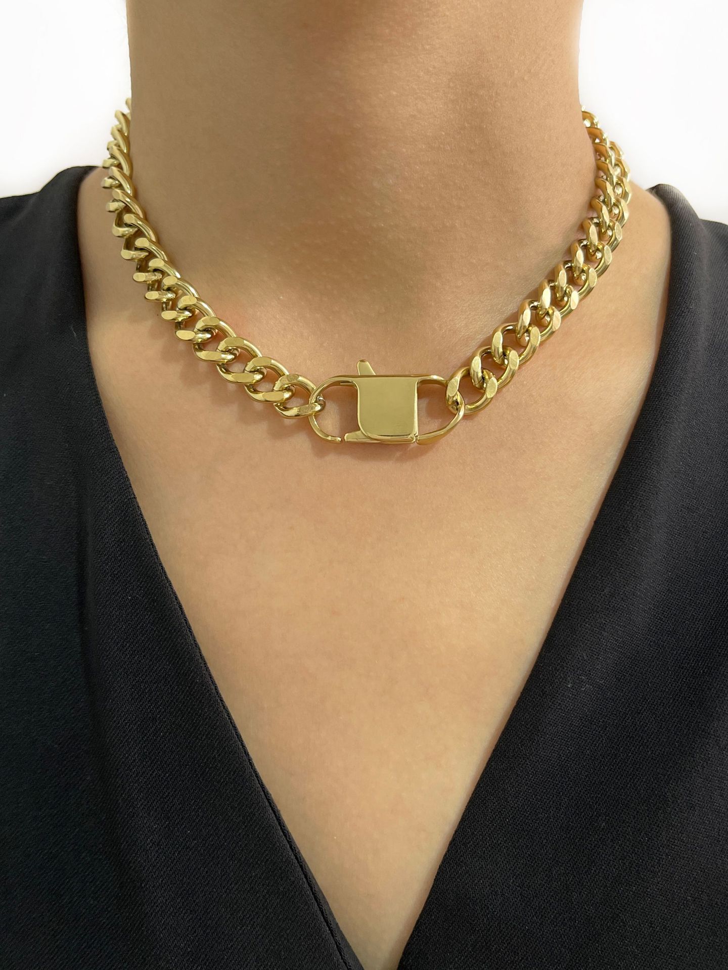 63g Weight 0.03µm-0.05µm Gold Plating Thickness PVD Coated Gold Plating Process Real Gold Plated Plating Material 304 Stainless Steel Pendant Material Choker Classification 304 Stainless Steel Chain Material Cuban Link Chain Curb Chain Chain Type PVD Coated Real Gold Plated Geometric 304 Stainless Steel Pearl Exaggerated Waterproof Non Tarnish Choker