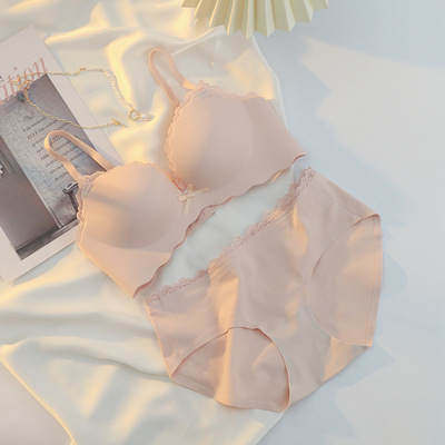 Alta calidad caliente-venta sujetador inalámbrico ropa interior sin costuras de las mujeres pequeño pecho push up engrosada traje especial sexy 6612