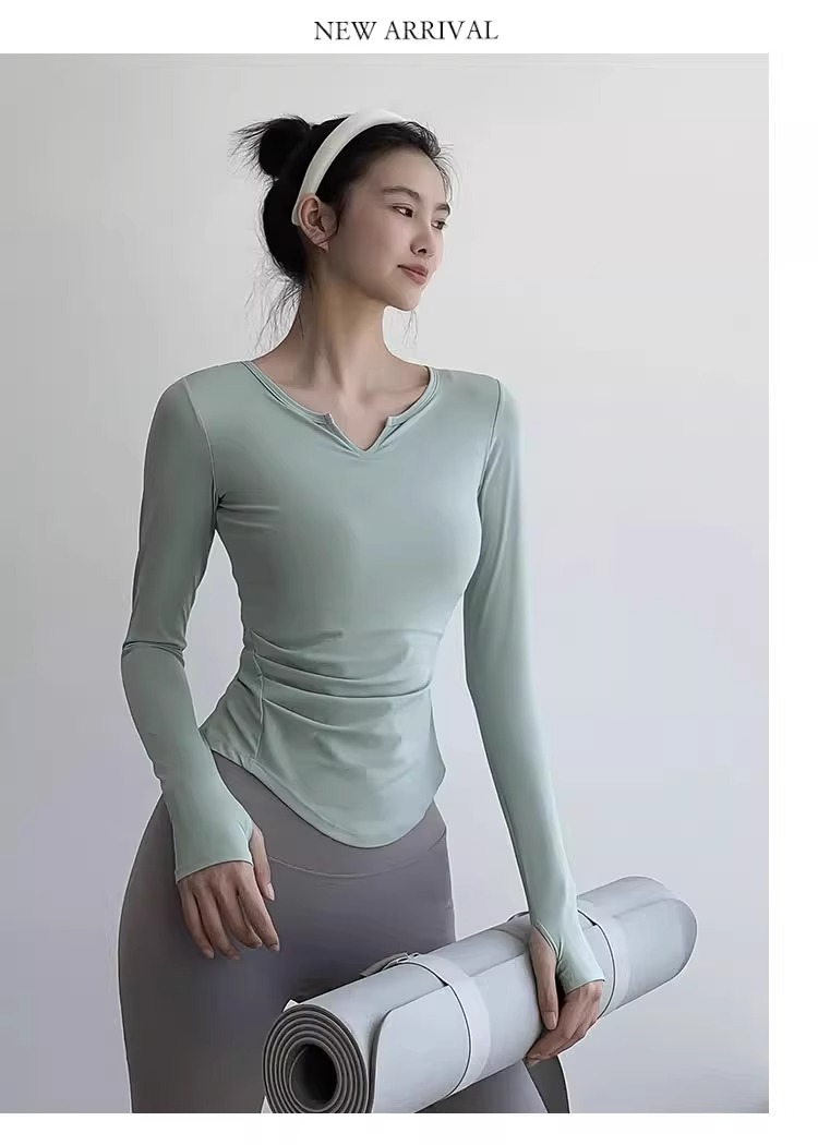 Breathable Women's Yoga T-shirt Slim Fit Quick-drying Sports Top_voghion.com