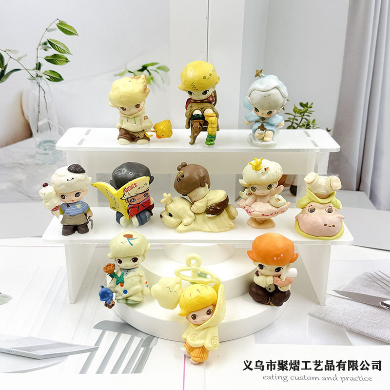 Friday Dimo Creative Custom Cute Doll Resin Figurine Decoration DIY Pendant Trendy Toy Cute Figure Friday Dimo Creative Custom Cute Doll Resin Figurine Decoration DIY Pendant Trendy Toy Cute Figure