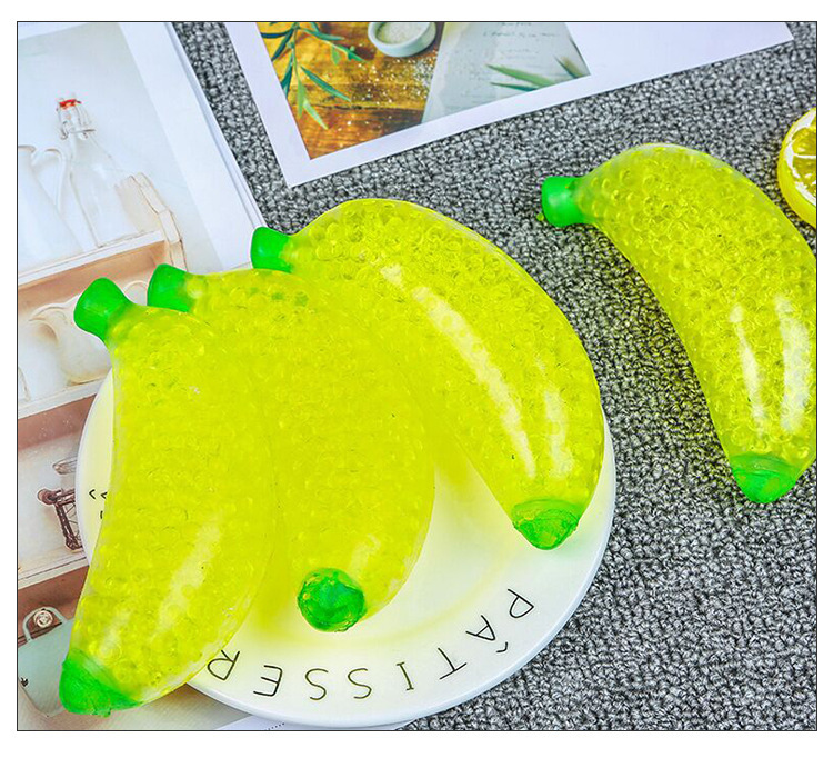 商品详情图_跨境货源创意新奇特TPR发泄彩珠减压球防真香蕉捏