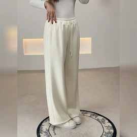 大码连衣裙;大码牛仔裤;大码毛衣