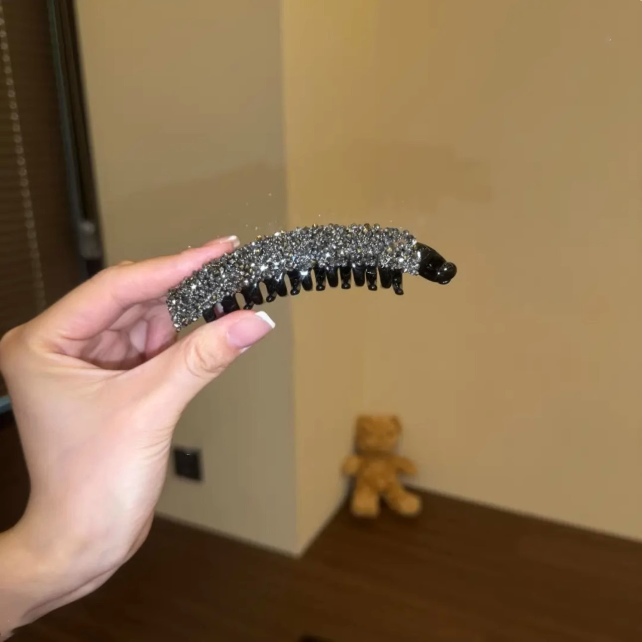 Taladro negro de 9 cm