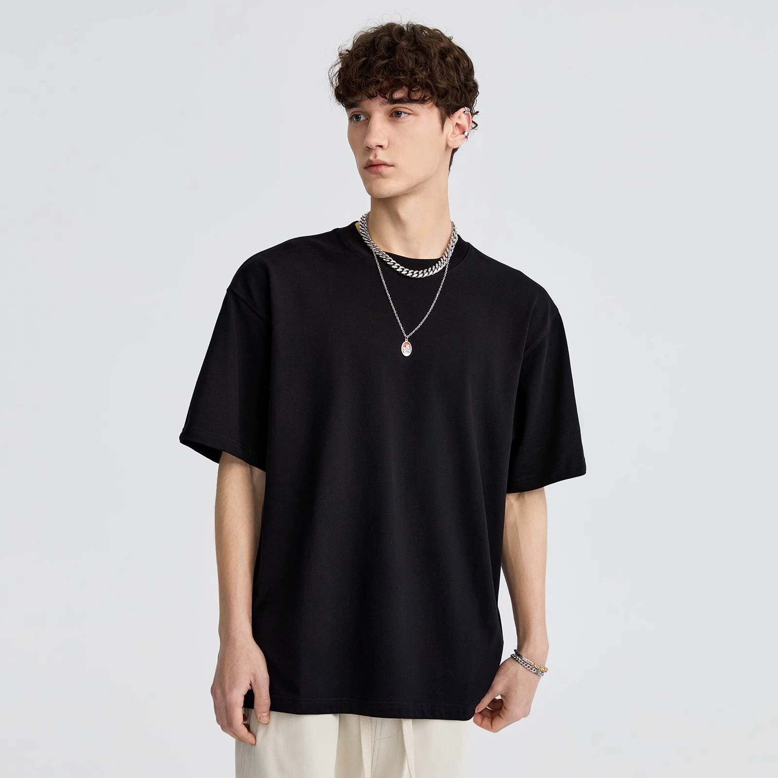 Cotton summer short sleeve T-shirt, loose fit, round collar