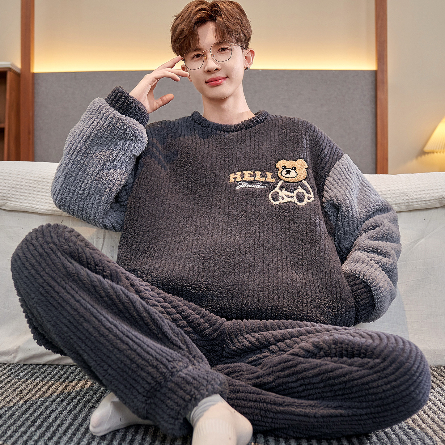 Winter Thickeneded Velvet Coral Velvet Men's Pajamas Teenagers Warm Flannel Cartoon Large Size Home Clothes Set