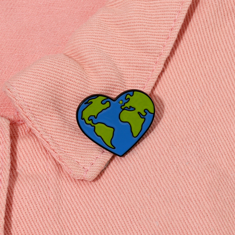 Daily Occasion Fashion Pin Geometric Heart Shape Alloy Enamel Unisex Brooches
