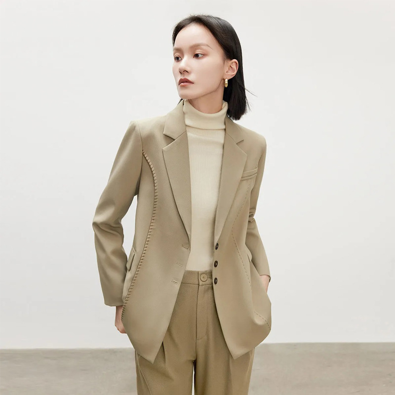 2024 Spring Commuting Casual Temperament Haute Couture Women's Three-Button Topstitched Split Embroidered Suit Jacket Women's Customization