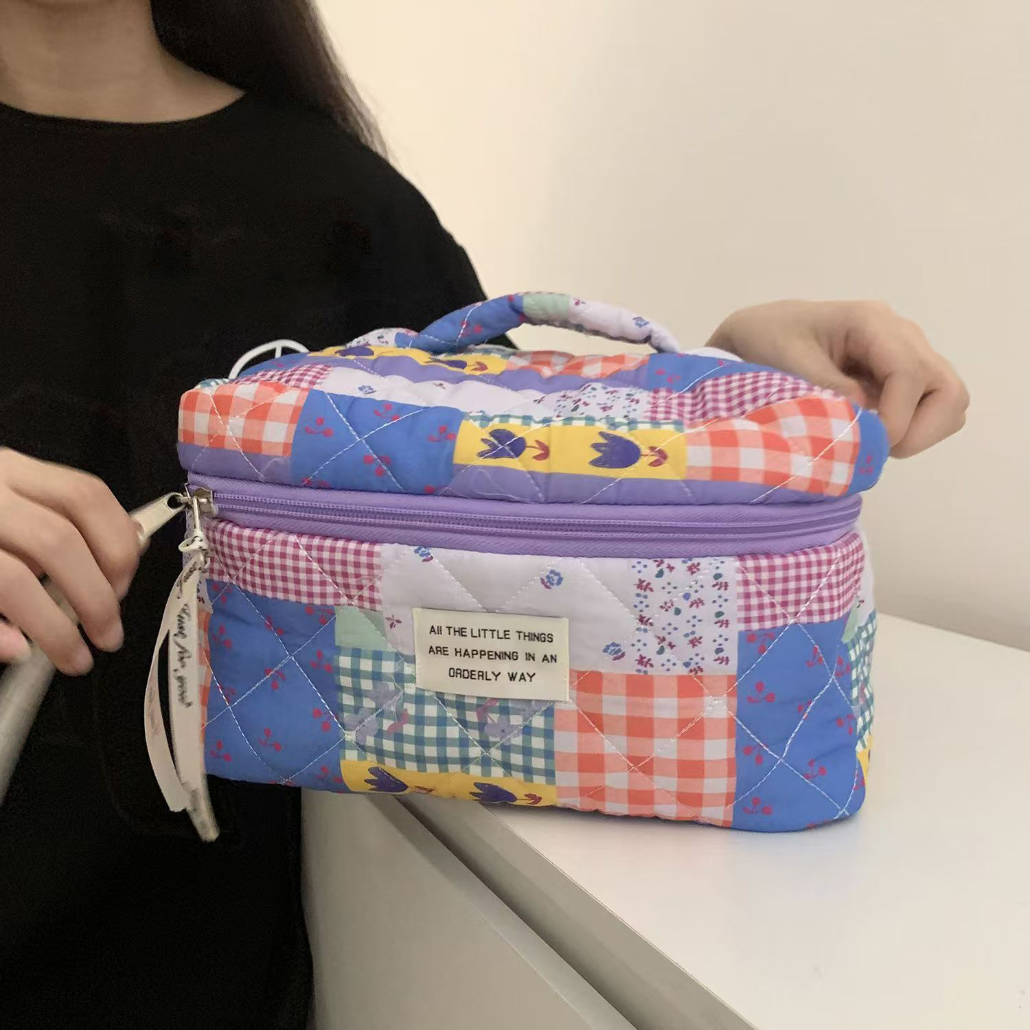 Square Shape Medium Size Cute Color Block Flower Polyester Sewing Thread Square Makeup Bags