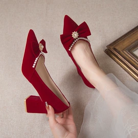 女式时装单鞋;厚底拖鞋;女式雪地靴