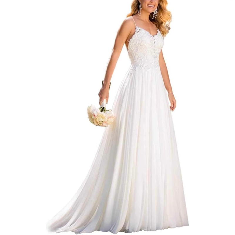 Lace-Up Wedding Dress 2025 New Style Bride Simple Deep V-Neck Large Open Back Travel Photography Small Train Retro Lace Slimming