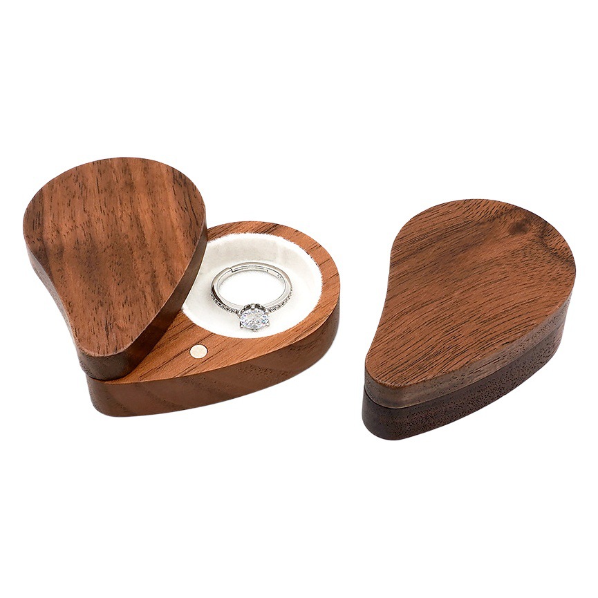 Caja de joyería de madera maciza caja de almacenamiento de nogal negro anillo de regalo pendientes joyería creativa estilo de corazón de madera entera
