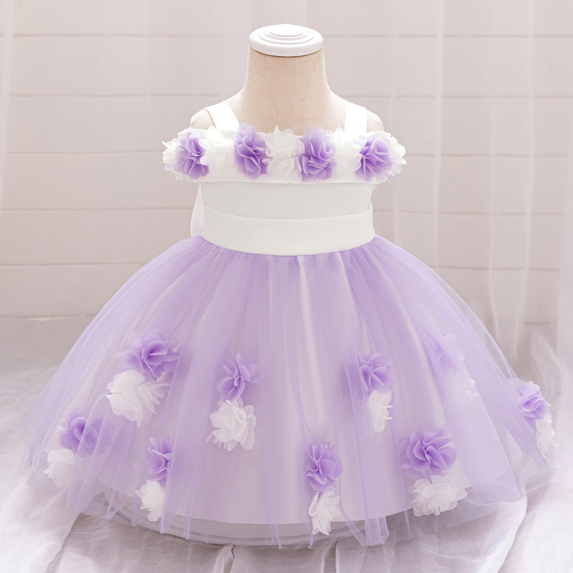 Nueva falda de vestir para niños de Amazon, tirantes, flores tridimensionales, vestido de novia, falda tutú, vestido de cumpleaños para niñas