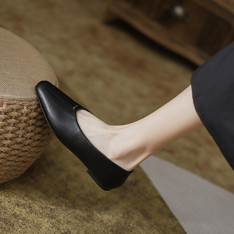 Elegant retro shoes low-cut square toe flat