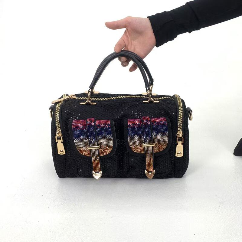 Cross-Border Exclusive Elegant Women's Diamond Shoulder Bag with Multiple Pockets, Luxurious and Light Socialite Crossbody Handbag Cross-Border Exclusive Elegant Women's Diamond Shoulder Bag with Multiple Pockets, Luxurious and Light Socialite Crossbody Handbag