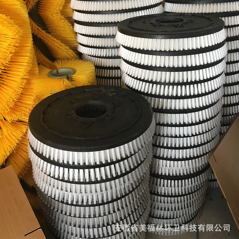 1_0004_洗地车边刷.jpg