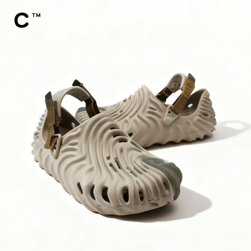 Cross Fingerprint Hole Shoes Fashion Outdoor Beach Sandals Fishing Sandals Non-Slip Breathable Coconut Shoes Sandals Cross Fingerprint Hole Shoes Fashion Outdoor Beach Sandals Fishing Sandals Non-Slip Breathable Coconut Shoes Sandals