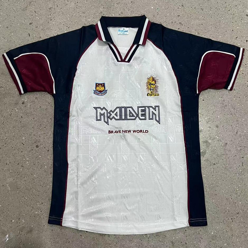 99West Ham visitante blanco