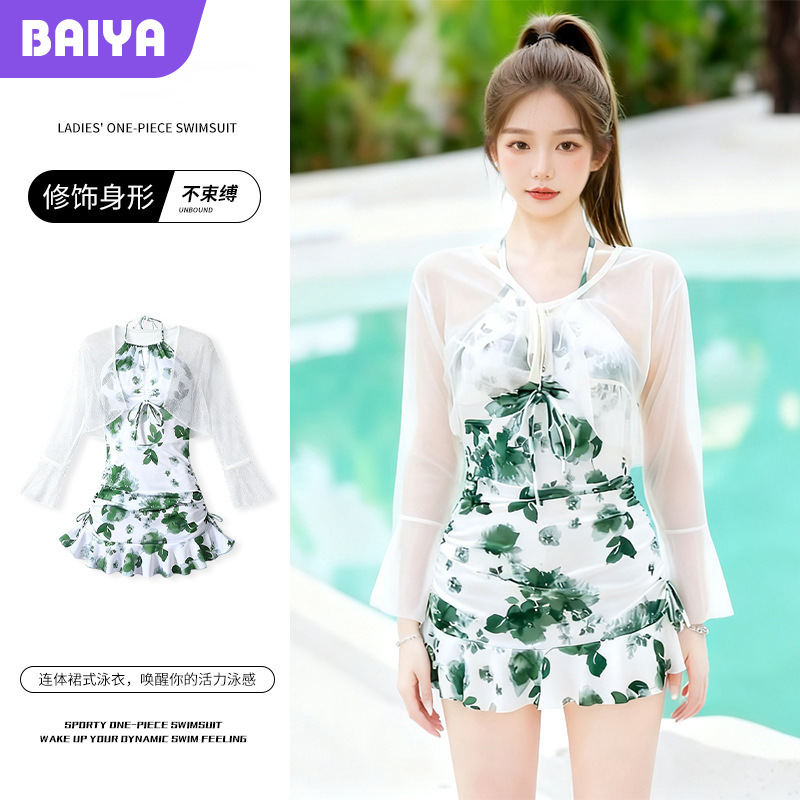 2025 versión coreana del nuevo traje de baño de las mujeres con puro deseo de traer una blusa sexy que cubre el vientre y se ve delgado traje de baño de vacaciones junto al mar de alta gama