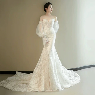 一字肩蕾丝鱼尾轻婚纱新娘森系抹胸出门纱超仙法式长袖拖尾礼服裙