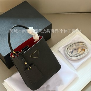 P�Ҹ߰汾2025���¿�ţƤʮ�ּyˮͰ����Ƥ������μ�б��ͨ�ڰ�