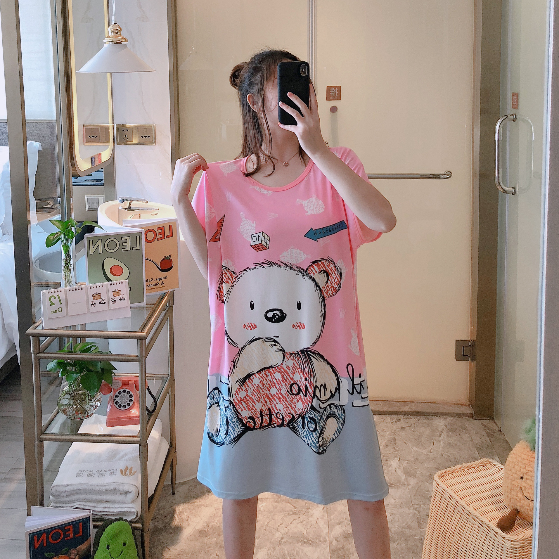 Sudeste asiático barato camisón flojo de las mujeres más tamaño Delgado verano dibujos animados manga corta pijamas inicio desgaste camisón puesto