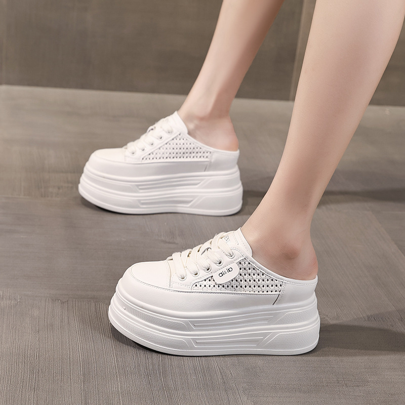 Giày sneaker nữ đế dày tăng chiều cao, phong cách basic trắng, form slip-on tiện lợi — màu trắng