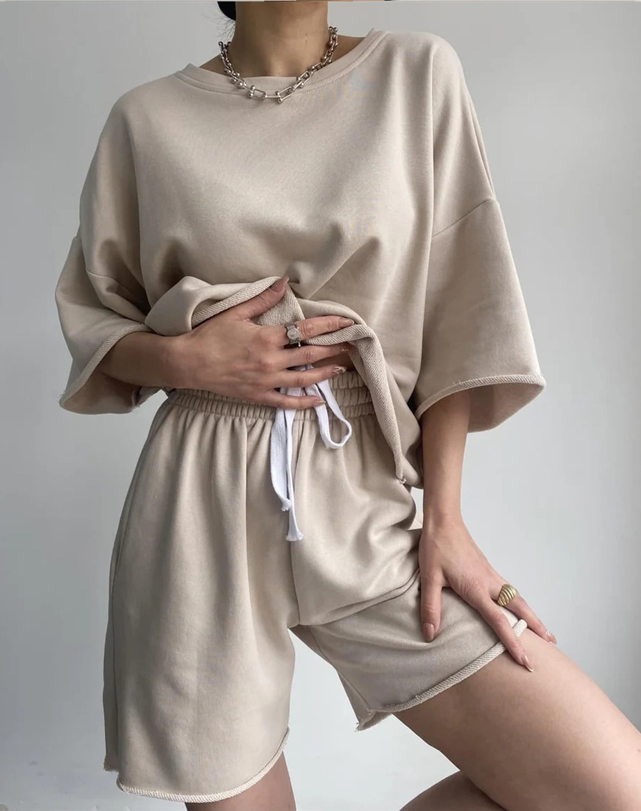 455g Weight 3/4 Length Sleeve Sleeve Length Cotton Blend, Polyester Fabric Type Shorts Co-ord Set Sets Type 2 Pieces Set Quantity Daily Occasion Round Neck Neckline Loose Fit Type Solid Color Pattern Summer, Spring Season Women's Gender Streetwear Style Daily Women's Streetwear Solid Color Cotton Blend Polyester Shorts Co-ord Set Shorts Sets 3