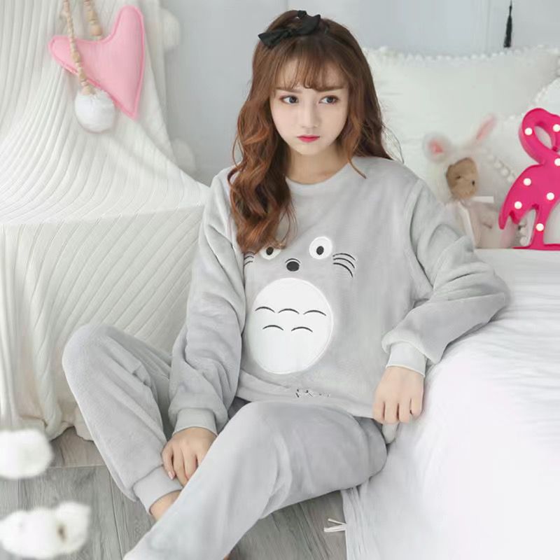 Pijamas de las mujeres Otoño e Invierno coral polar lindo engrosada estilo coreano franela caliente de dibujos animados más tamaño desgaste del hogar traje de invierno